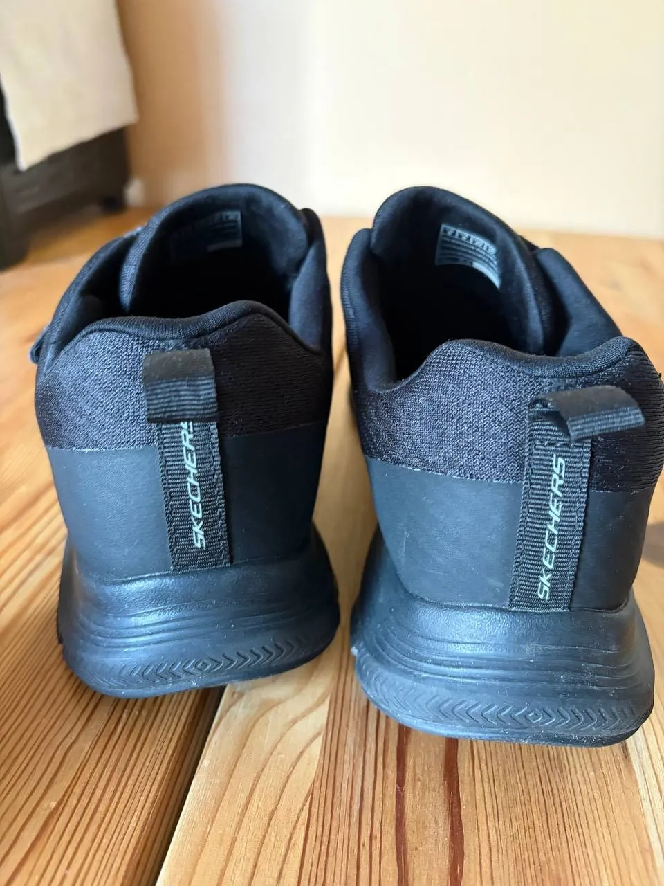 Baskets Skechers Air-Cooled Slip-on, photo 3